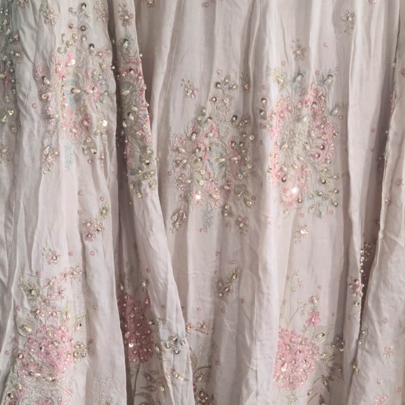 Batik 4pc pakistani Suit - Picture 5 of 9